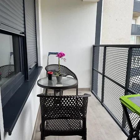Mirna Oaza Apartment *